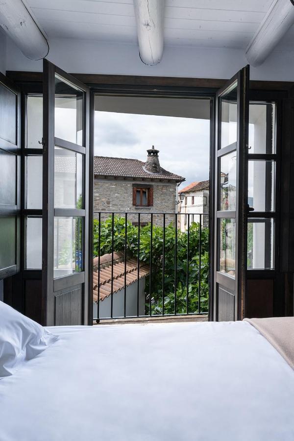Casas Pirineos Apartment Sabinanigo Ngoại thất bức ảnh
